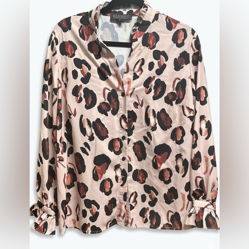 ELOQUII Printed Ruffle Neck Button Down Shirt Size 14 EUC Leopard Panthera